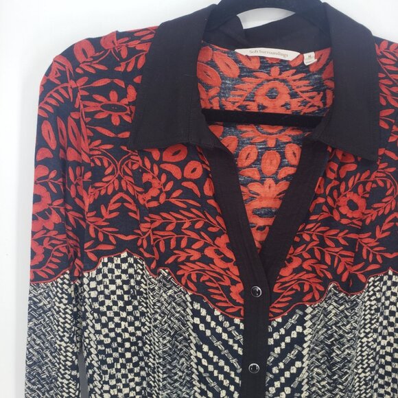 Soft Surroundings Button Down Shirt M Abstract Floral Vine Long Sleeve Red Black - Picture 4 of 7